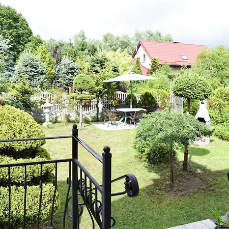 Holiday Home, בית נופש *